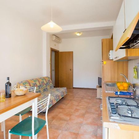 Residence Cristallo Каорле Екстериор снимка